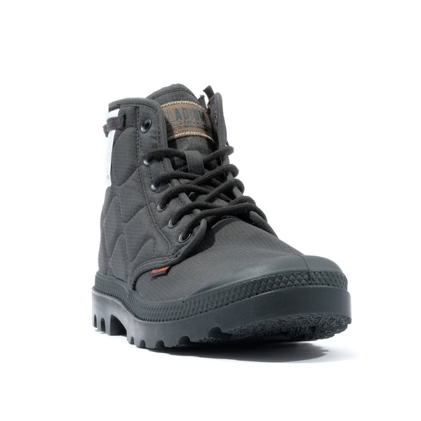 Palladium Pampa Re-Quilted Black נעלי פלדיום שחורות לגבר