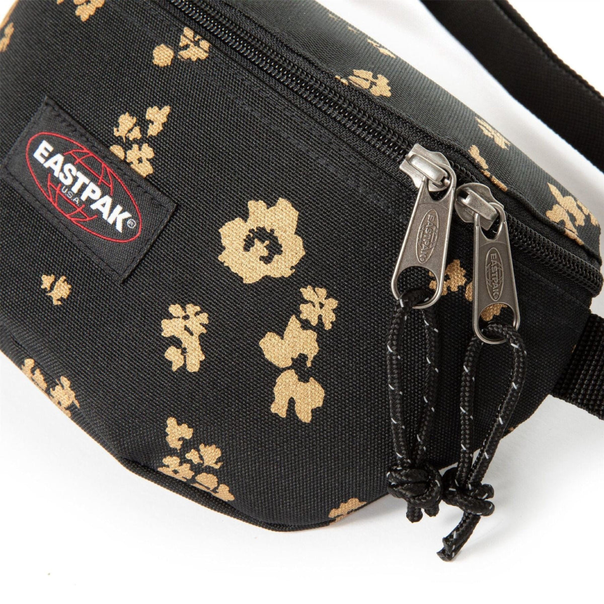 Eastpak Springer Flower Shine Black פאוץ' איסטפק שחור פרחוני