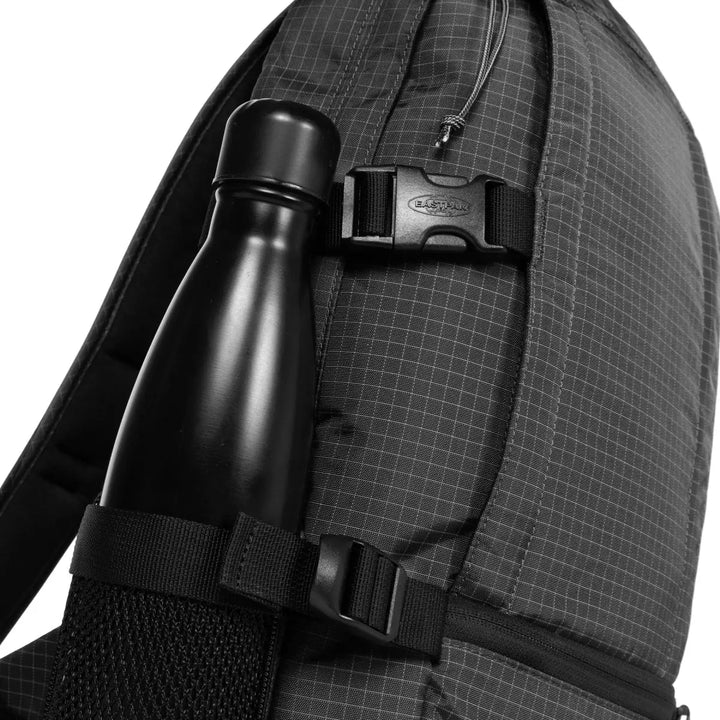 Eastpak Floid CS Ripstop Black תיק גב למחשב נייד שחור משבצות