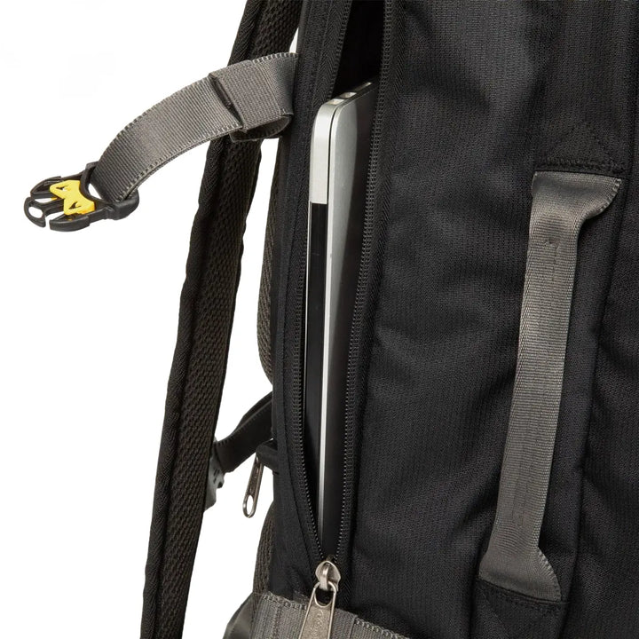 Eastpak Travelpack National Geographic Black תיק גב לנסיעות