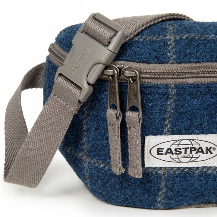 Eastpak Springer Harris Tweed Square Blue פאוץ' איסטפק מצמר כחול