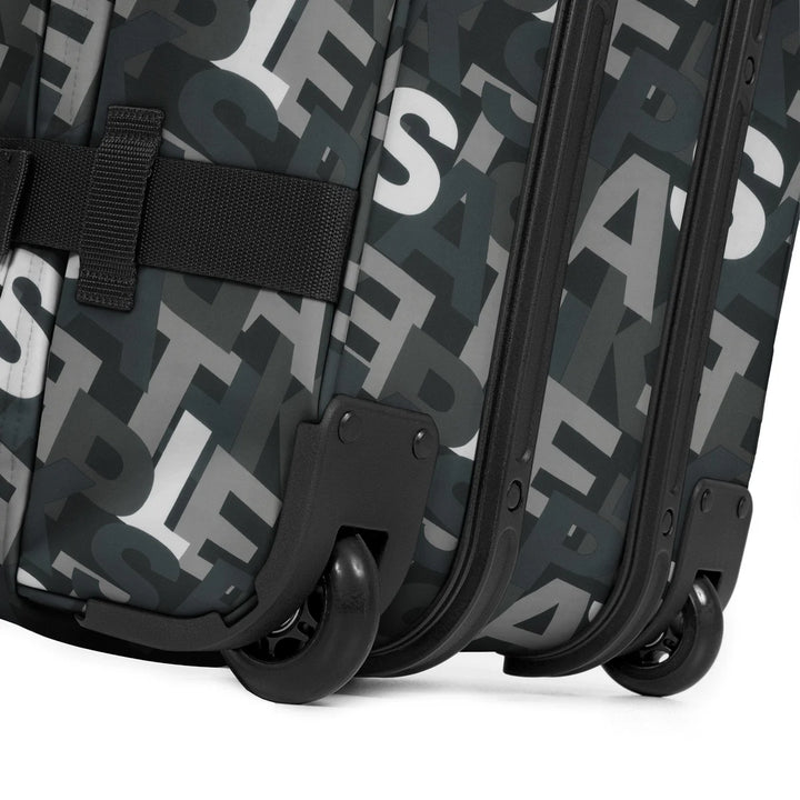 Eastpak Tranverz L | מזוודה גדולה הדפס אותיות  בגווני אפור