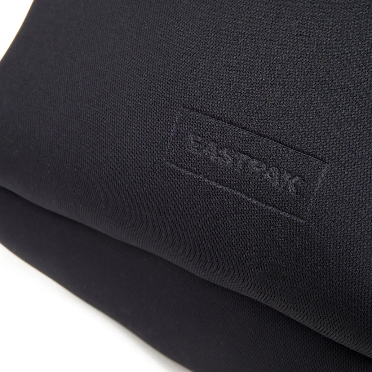 Eastpak Padded Foamed Black תיק גב למחשב נייד