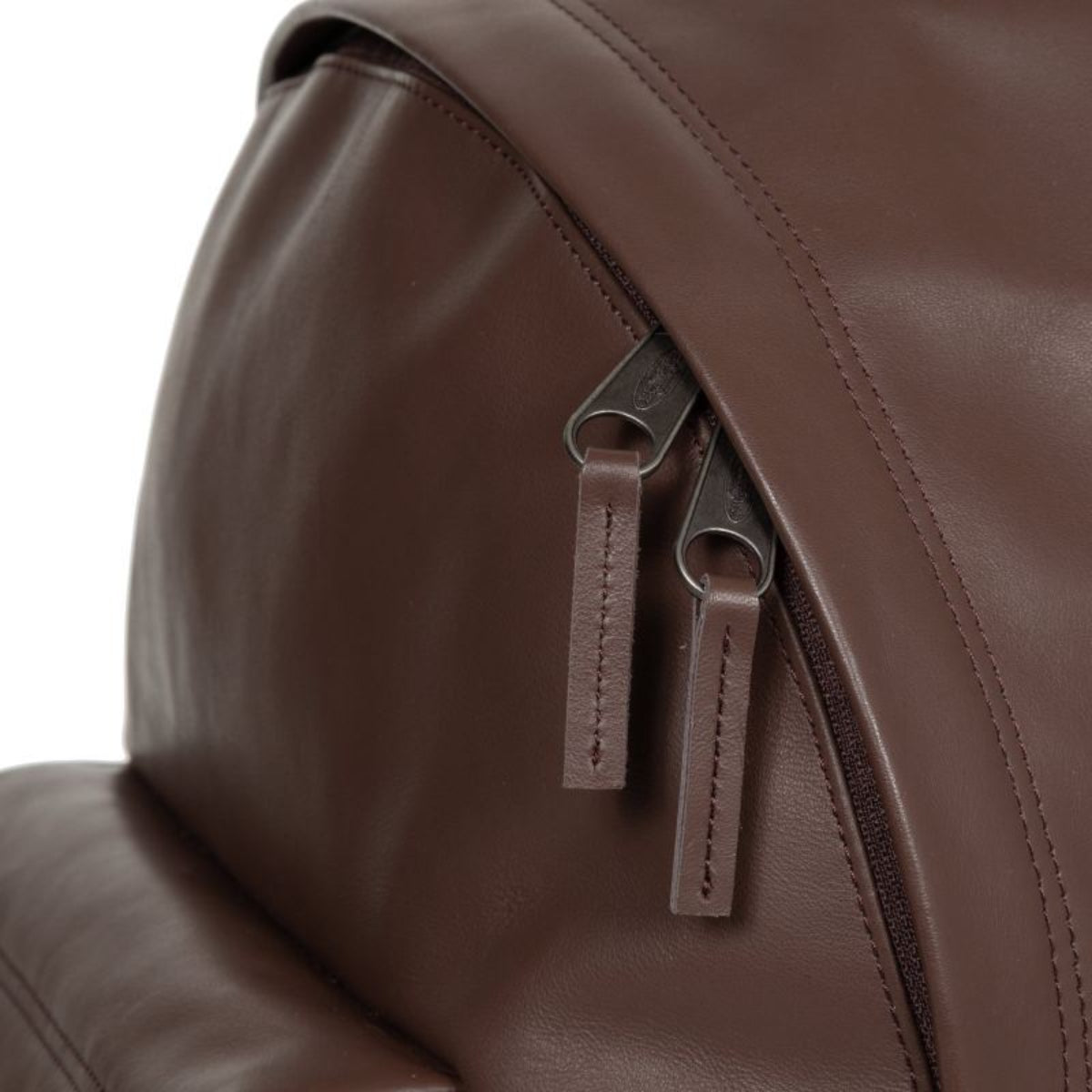 Eastpak Padded Pak'r Brown Leather תיק גב איסטפק למחשב נייד מעור חום